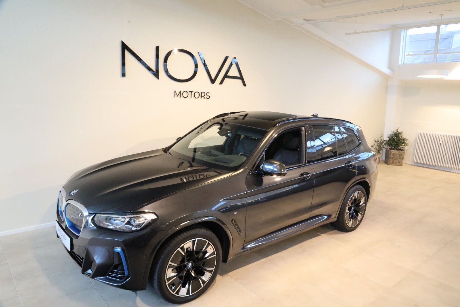 BMW iX3 Charged Plus M-Sport 5d