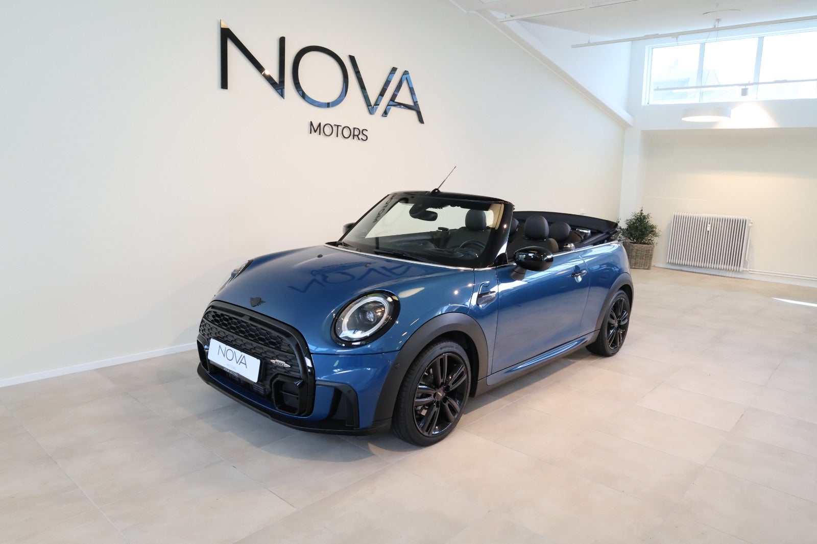 MINI Cooper 1,5 Essential Cabriolet aut. 2d